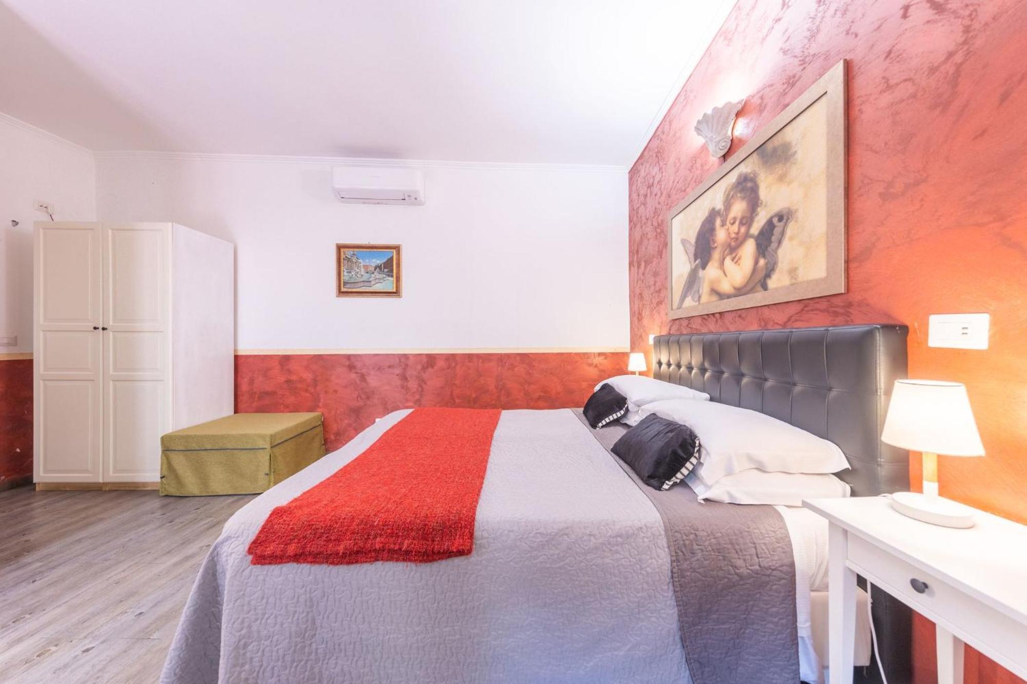 Room In Bb - Family Room In History House Рим Екстериор снимка